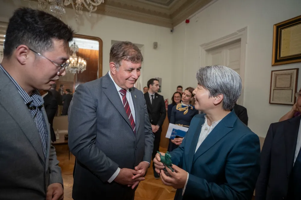 Başkan Cemil Tugay, Çin’in Gansu Eyaleti heyetini ağırladı
