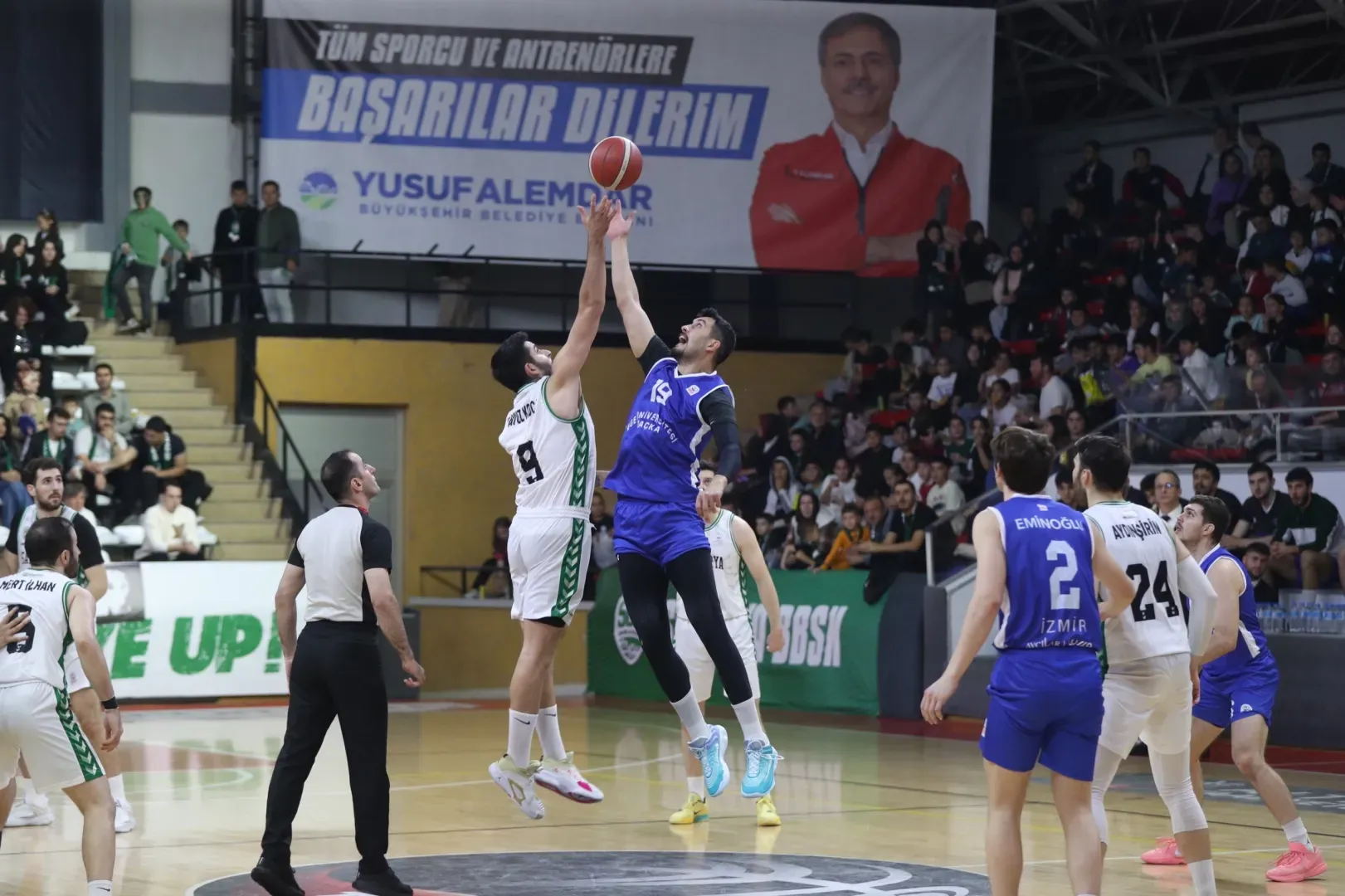 Sakarya Büyükşehir Basketbol’dan zirveye ilk adım