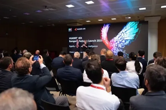 Huawei, dijital dönüşümü hızlandırmak için KOBİ