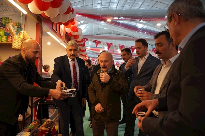 Adıyaman Valisi Osman Varol, Kahta Belediyesi’nin Ramazan Çarşısını ve Gönül Mutfağını Ziyaret Etti