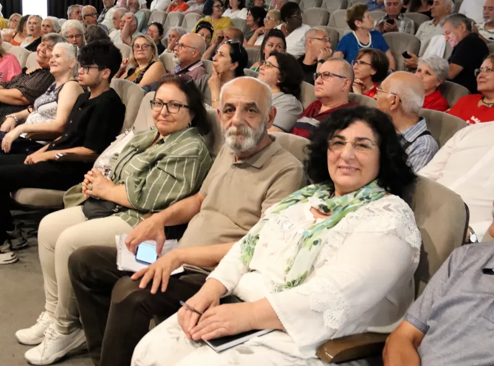 DİSK KURMAYLARI İZMİR