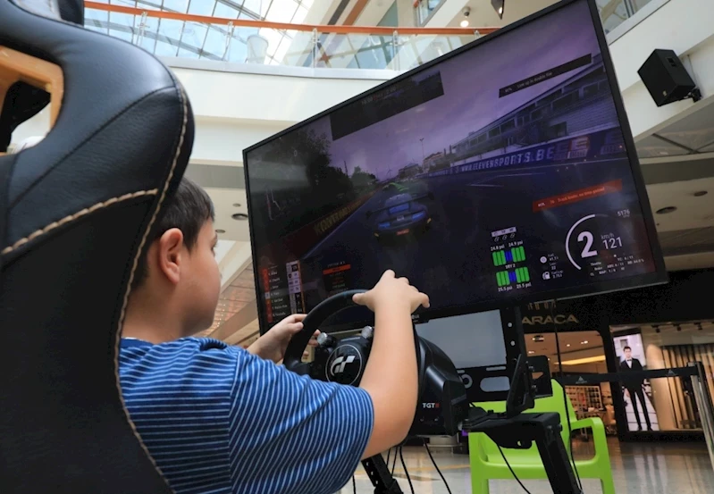 Öğrencilere teknoloji dolu tatil hediyesi