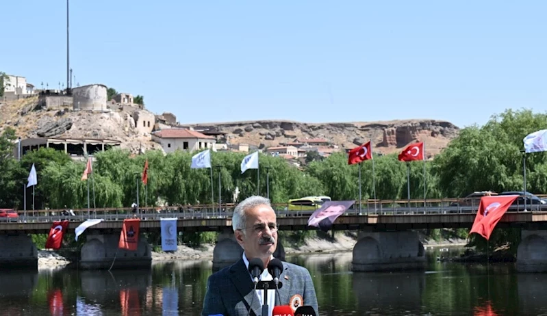 TARİHİ AVANOS KÖPRÜSÜ RESTORE EDİLEREK HİZMETE AÇILDI