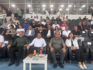 Eşbaşkan Bucak, Amedspor-Erzurumspor maçını izledi
